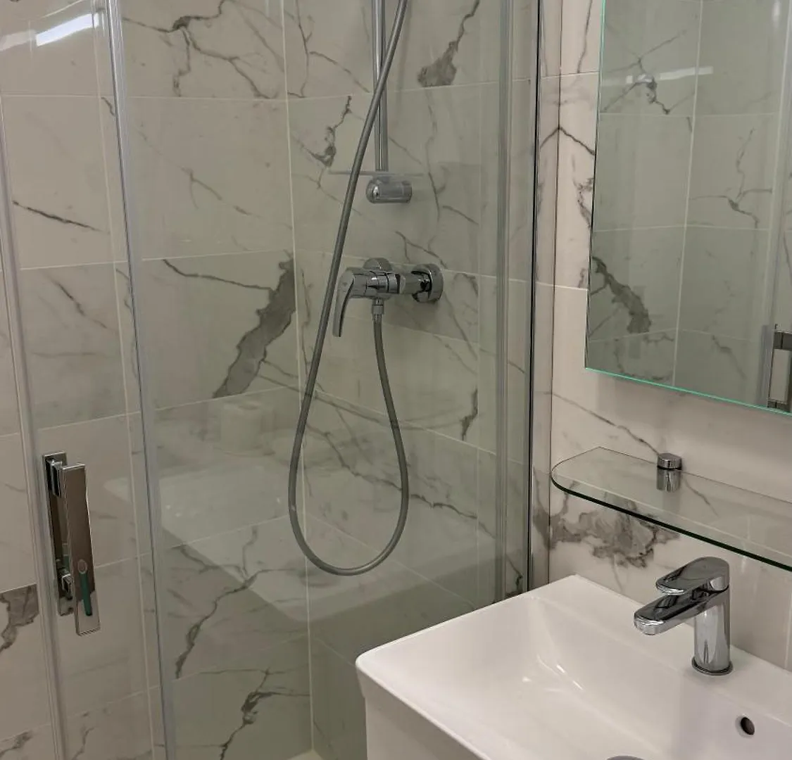 Large Studio Apartment Invalides Montparnasse Paris